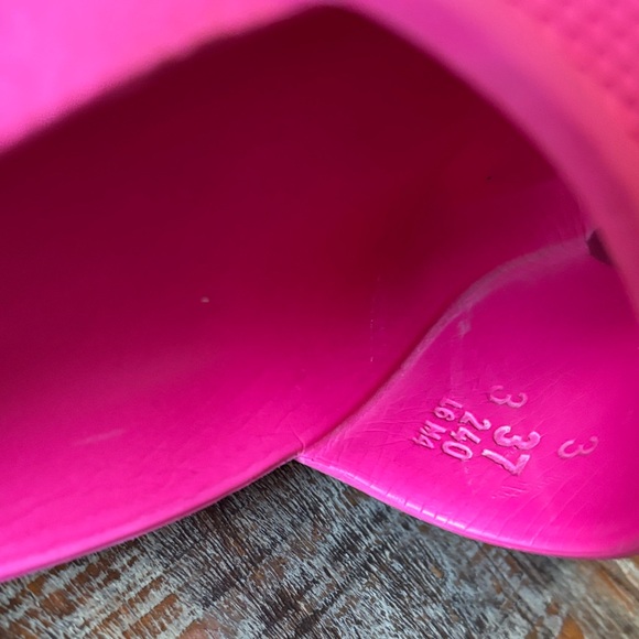 Birkenstock Fuchsia Slide Sandals - Picture 5 of 6